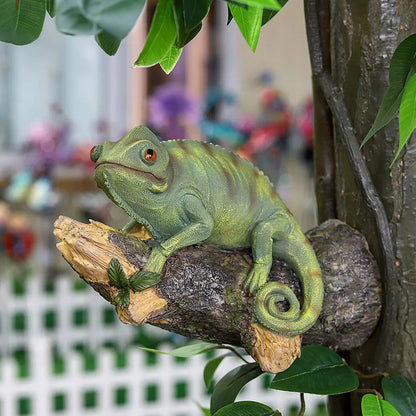 EcoGardn™ Wall Mounted Lizard Statue