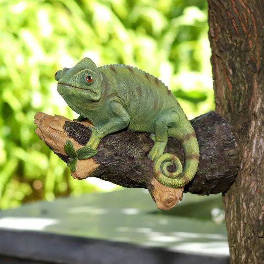 EcoGardn™ Wall Mounted Lizard Statue