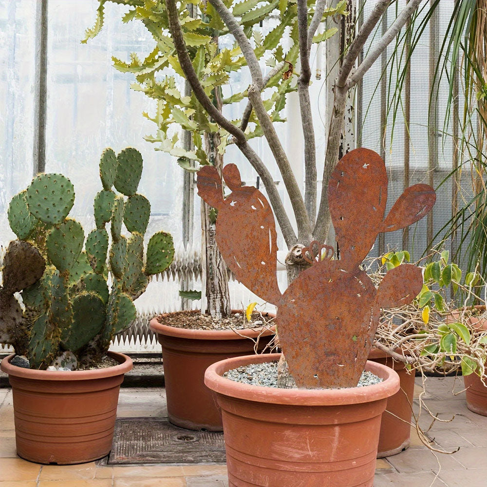 Rustic Metal Cactus Garden Stake