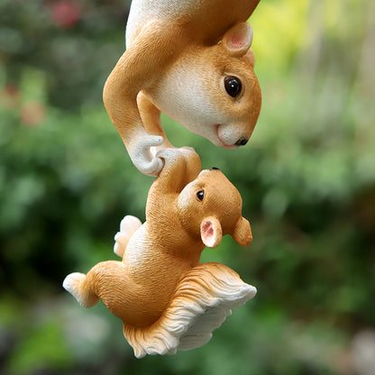 EcoGardn™ Climbing Rope Squirrel Figurine